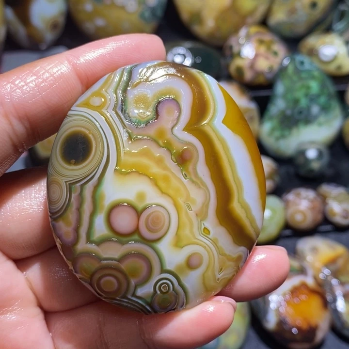 玛瑙/玉髓未镶嵌珠宝半成品27