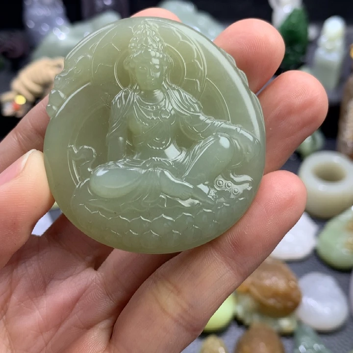 和田玉未镶嵌颈饰