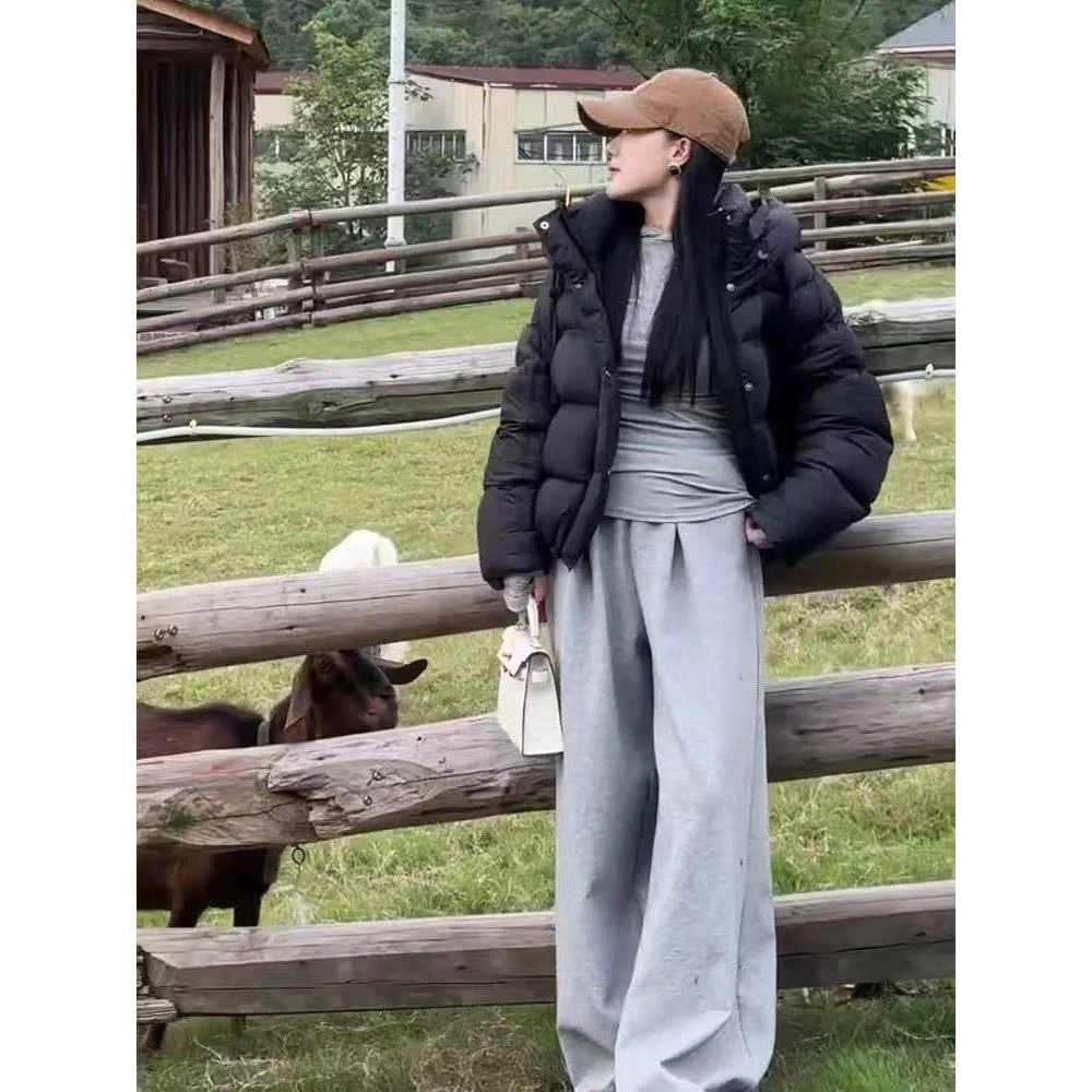 2024白鸭绒新款羽绒服短款连帽泡芙加厚冬季外套