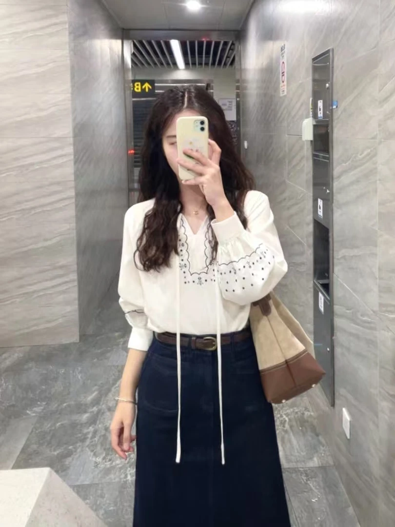 2025早秋新款系带衬衫长袖碎花刺绣上衣气质百搭高腰显瘦半身裙