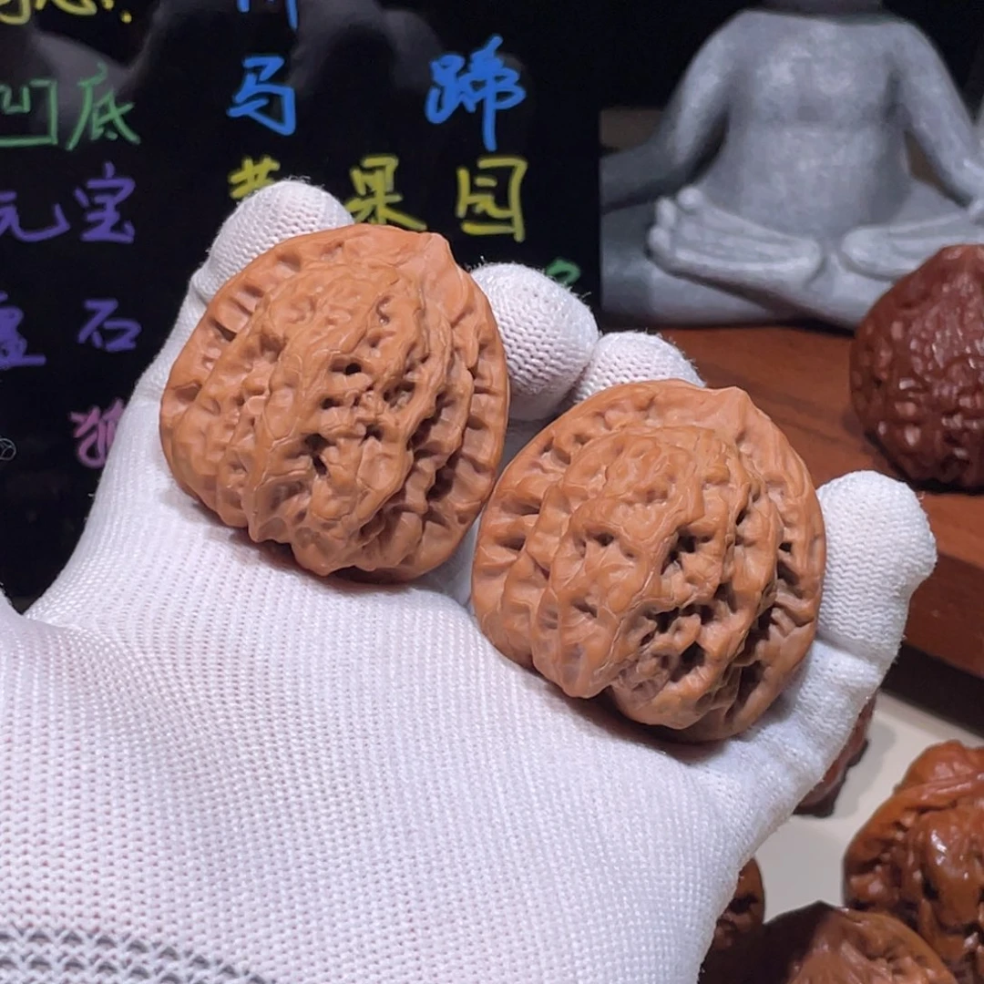 文玩核桃把件佛肚.38.40,8206