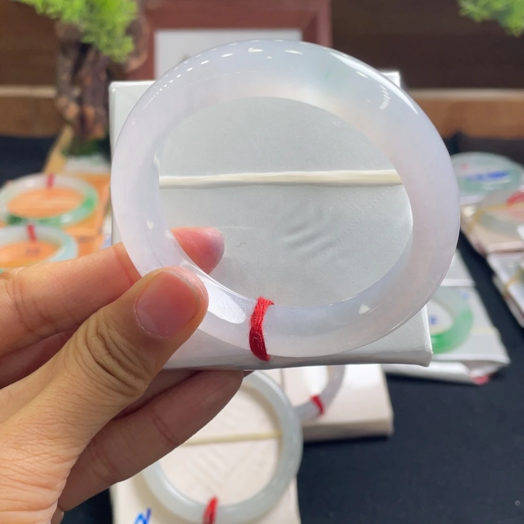 翡翠手镯未镶嵌55.8白冰泥鳅背