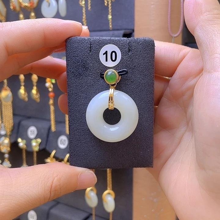 和田玉银S925镀金镶嵌颈饰