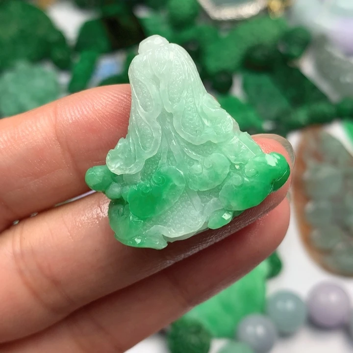 定制翡翠未镶嵌翡翠