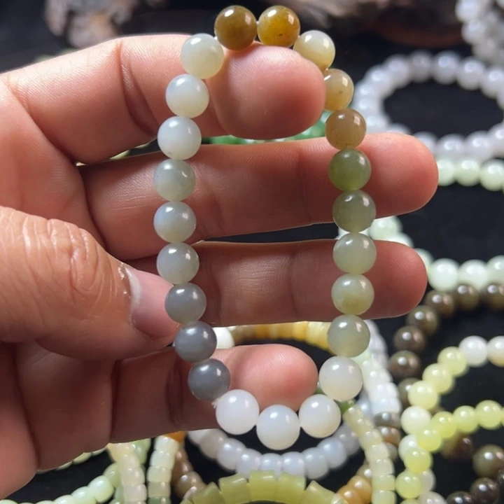 和田玉（糖玉）未镶嵌手链