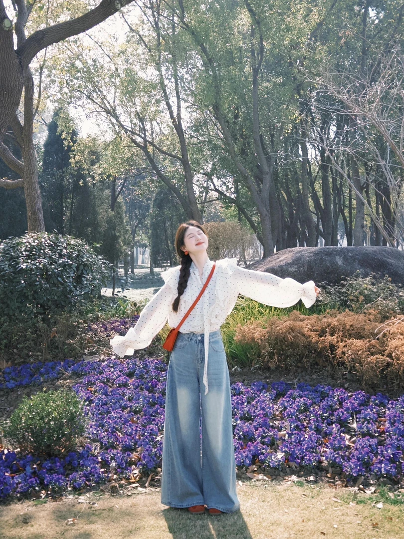 2025春夏新款法式温柔波点荷叶边长袖衬衫上衣牛仔阔腿裤两件套潮
