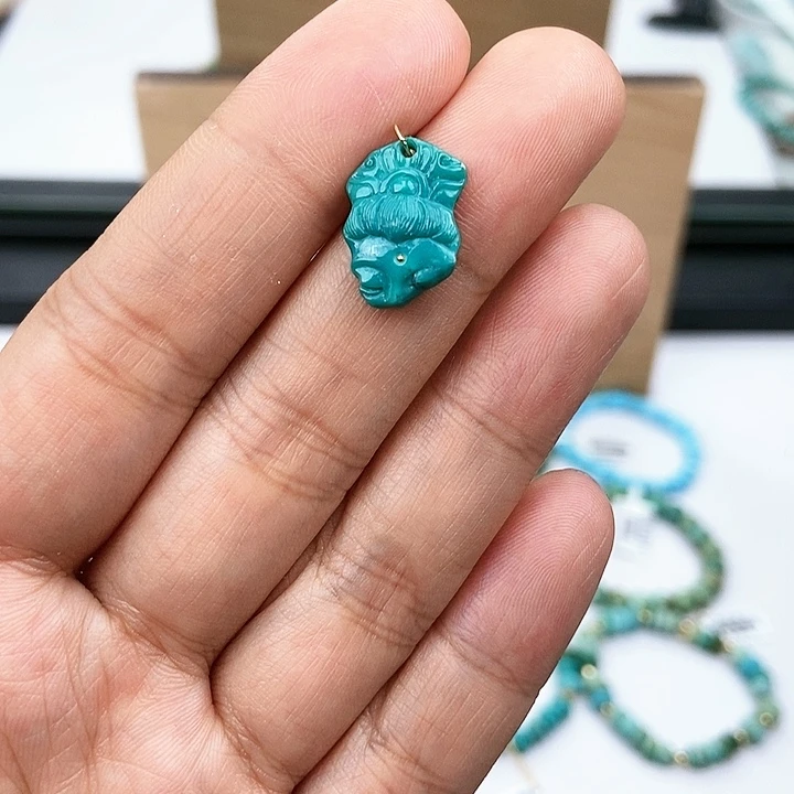 未镶嵌绿松石珠宝奇石