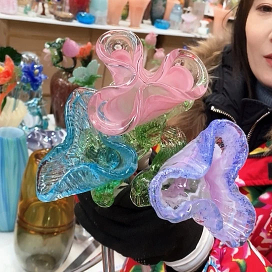 琉璃花瓶高50厘米宽8厘米