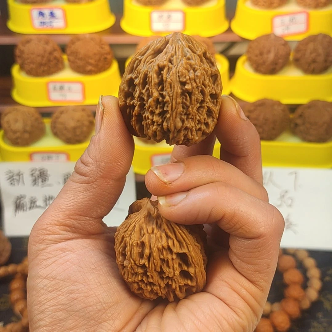 把件文玩核桃南疆石37尺