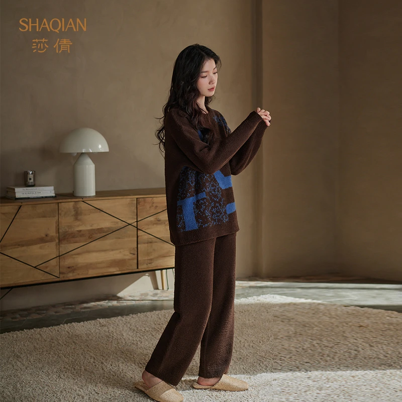 莎倩秋冬季新款保暖半边绒睡衣女圆领可外穿加厚珊瑚绒家居服套装