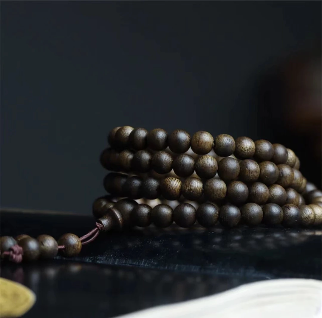 海南天然沉香白棋玉化老料0.8✖️108＋沉香碎屑