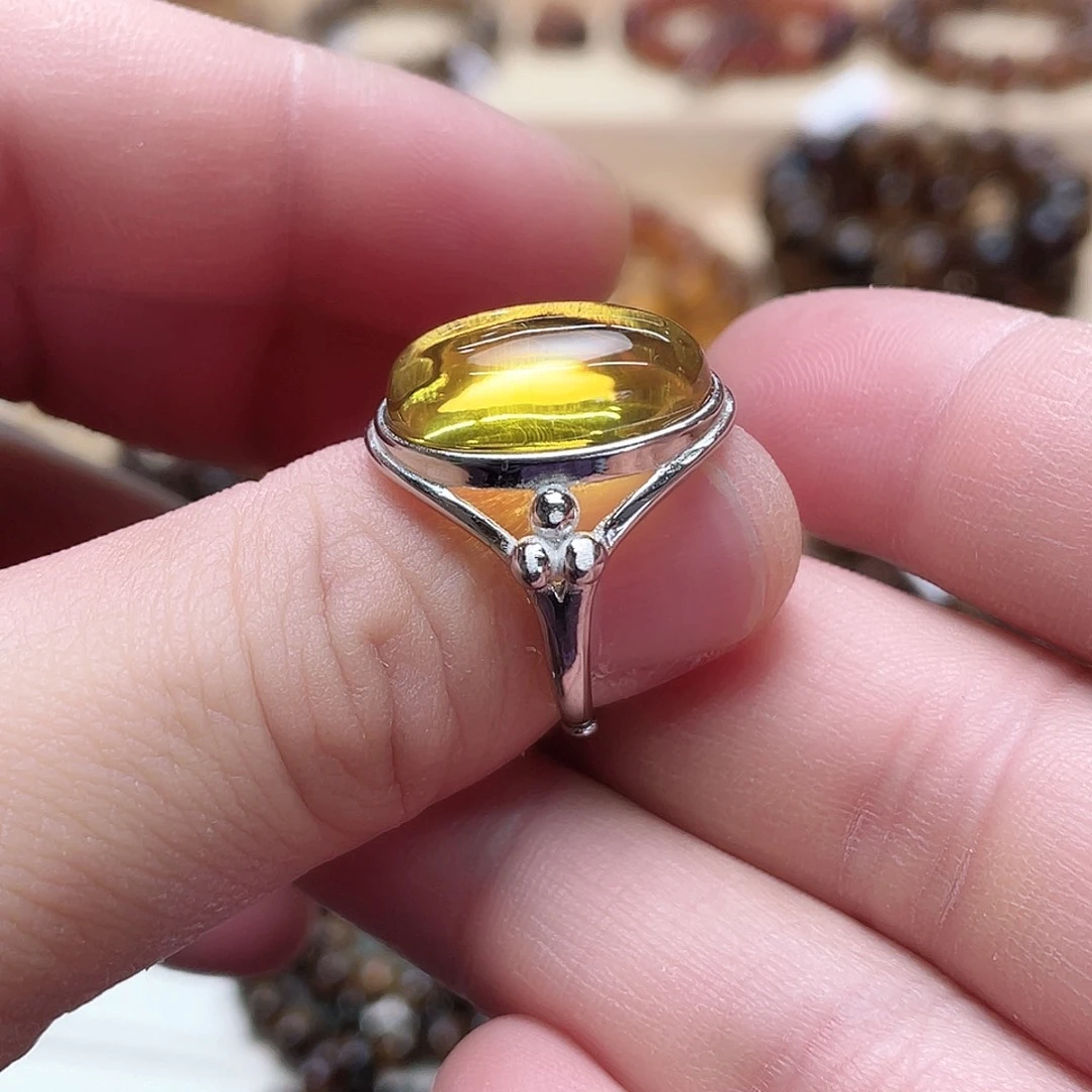 琥珀裸石未镶嵌大