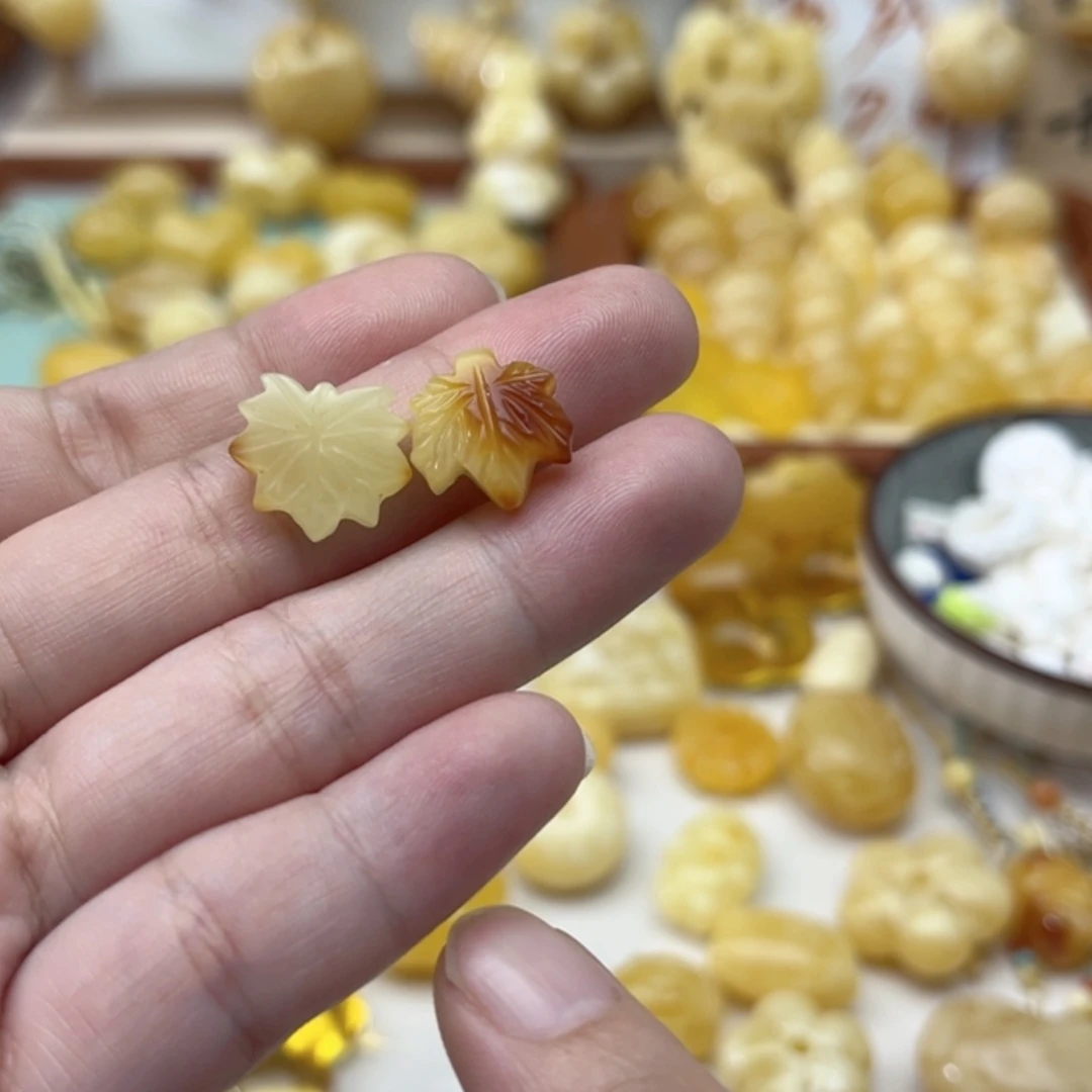 【闪购商品】未镶嵌蜜蜡裸石配饰