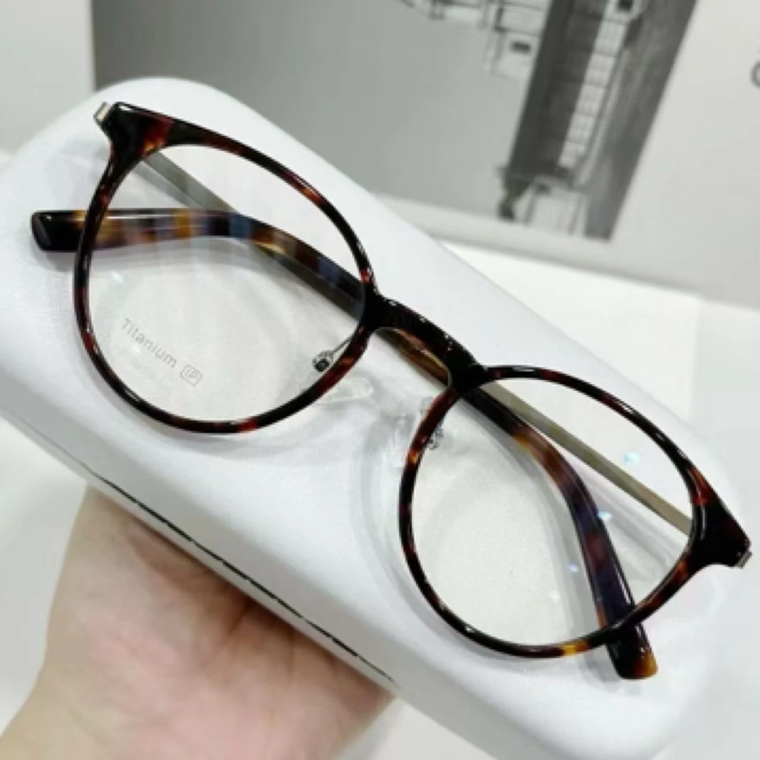 眼镜女可配近视度数显脸小素颜神器超轻钛眼镜框网红时尚