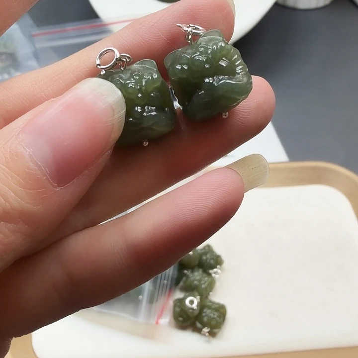 和田玉银S925镶嵌颈饰16