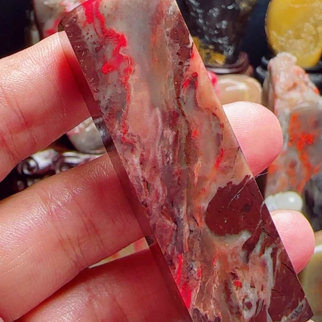 昌化石昌化鸡血石