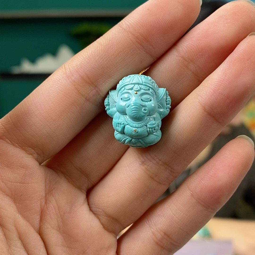 绿松石未镶嵌珠宝奇石