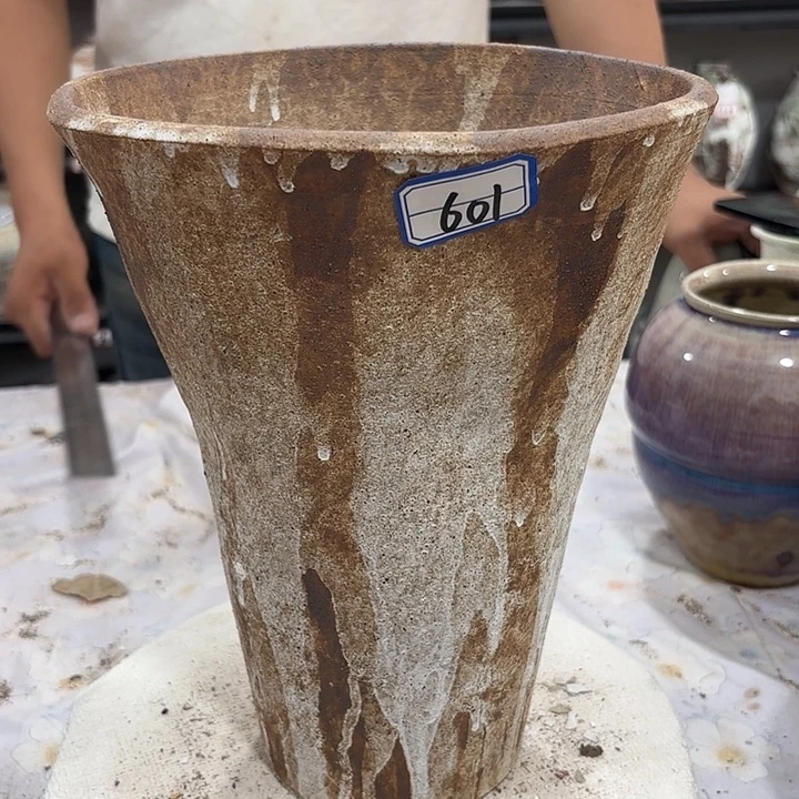 摆件无孔，高20，口17