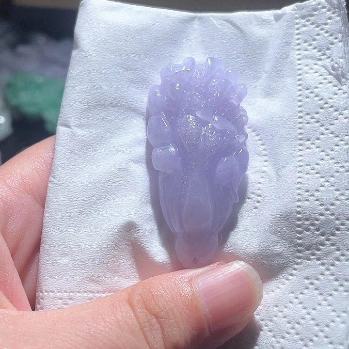 翡翠未镶嵌颈饰天