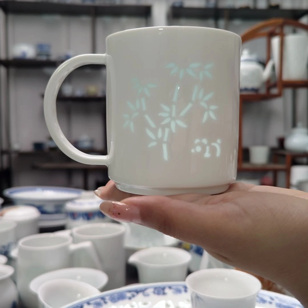 瓷熊猫马克杯一个