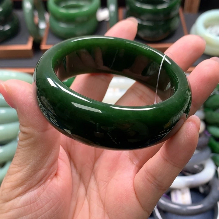 【闪购商品】未镶嵌手镯和田玉（碧玉）11