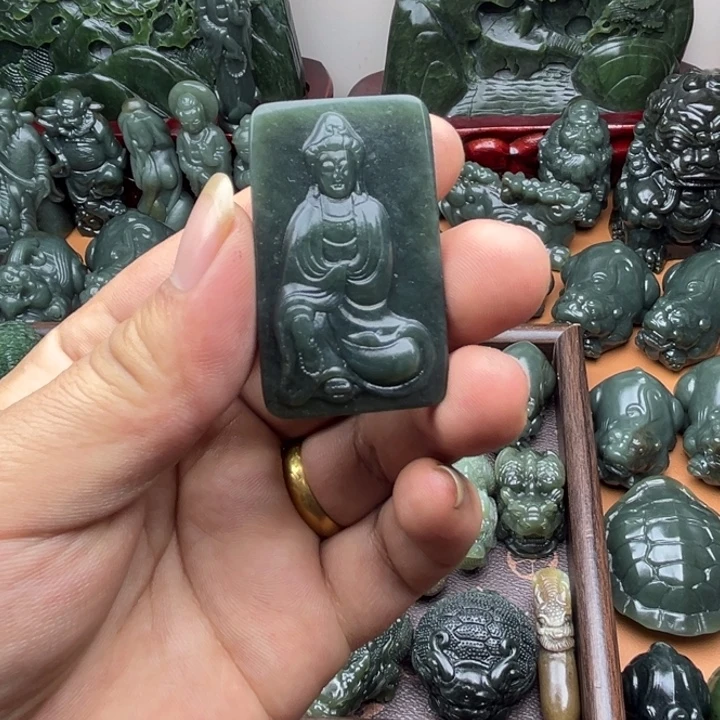 和田玉未镶嵌挂件