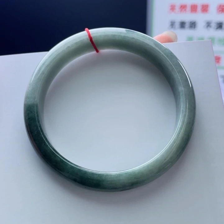 翡翠未镶嵌手镯61