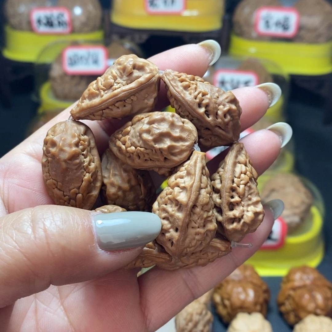 文玩核桃把件5号麒麟脚手串17尺