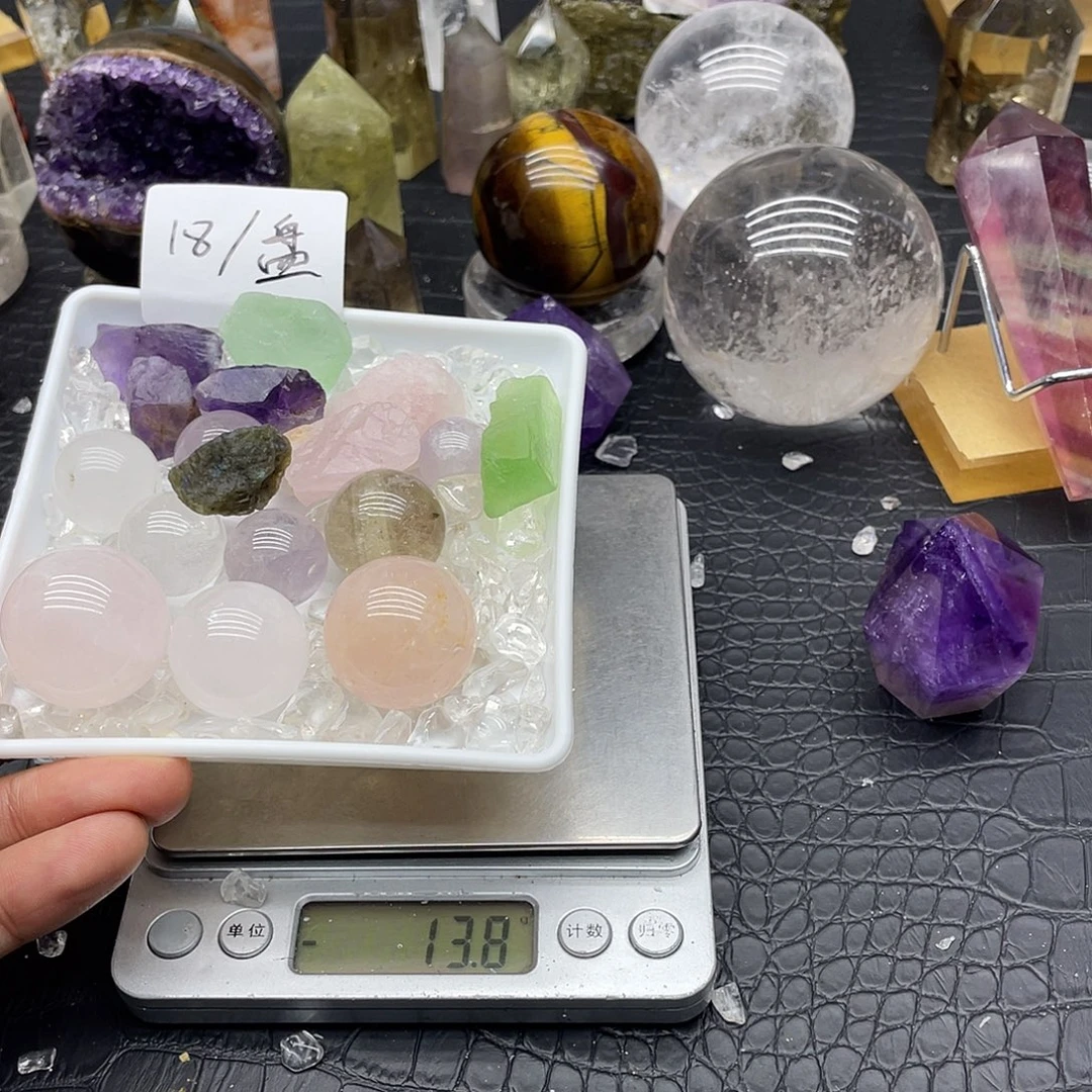 水晶未镶嵌珠宝半成品50