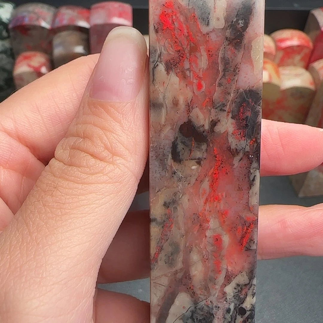 昌化石昌化鸡血石