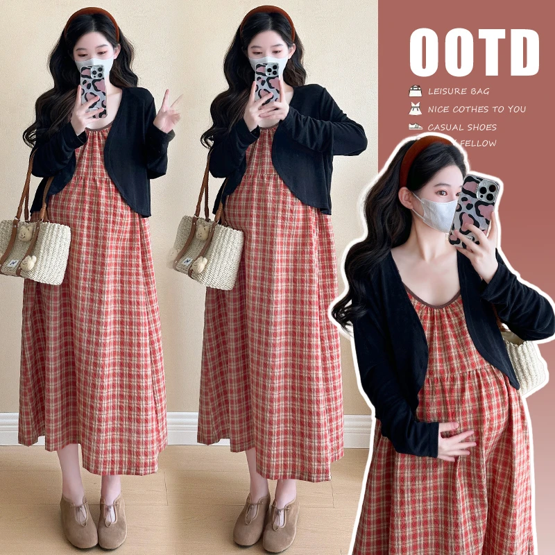 2025早春孕妇装韩版时尚韩版格子吊带裙+防晒开衫两件套套装