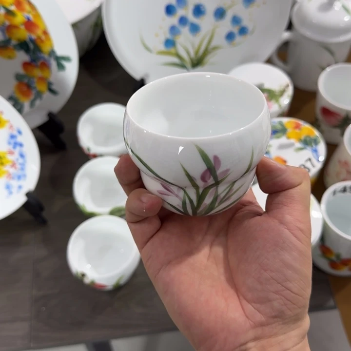 景德镇陶瓷手工制作