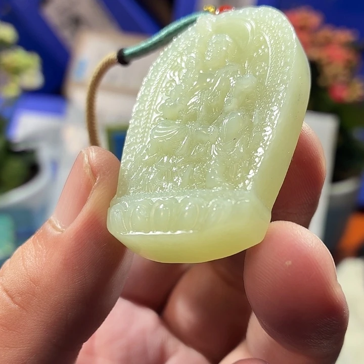 和田玉（糖玉）未镶嵌颈饰