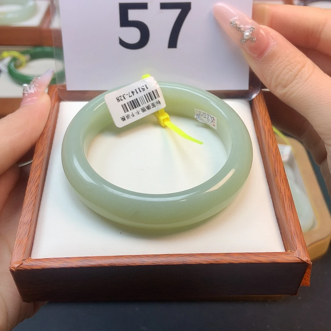 和田玉未镶嵌手镯33。56 57