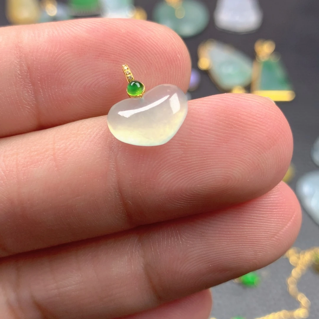 【闪购商品】颈饰18K金镶嵌翡翠翡翠