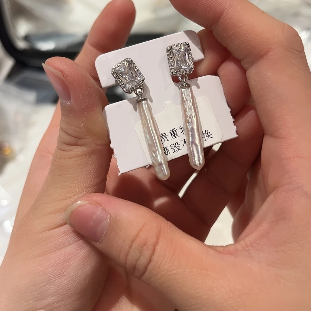 合金淡水珍珠耳饰