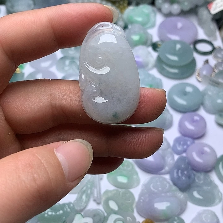 翡翠未镶嵌颈饰天然翡翠