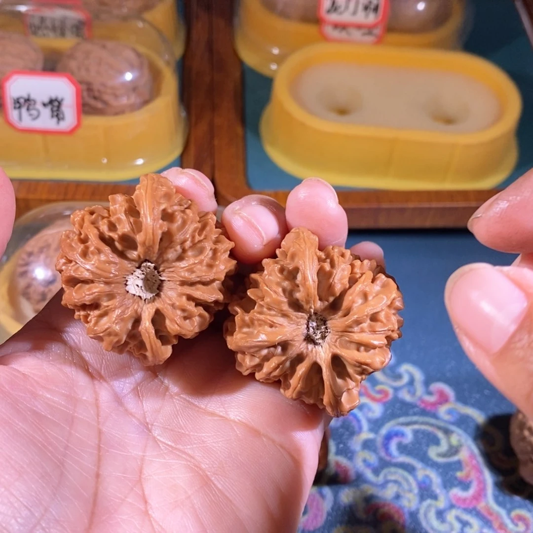 吊坠文玩核桃与**随41龙门涧