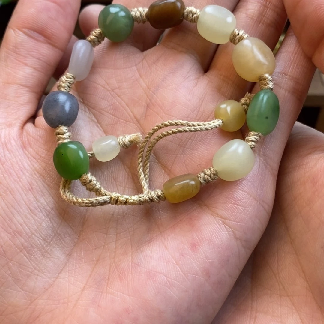 和田玉未镶嵌颈饰y****