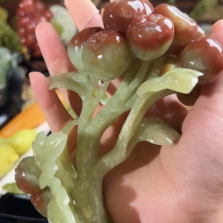 蜜***儿未镶嵌蛇纹石玉珠宝奇石