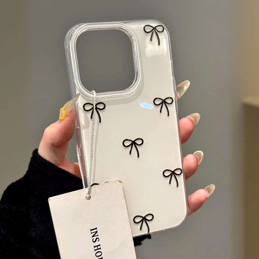 叮霖满屏黑色蝴蝶结适用iPhone16大孔手机壳华为vivo小米15oppo套
