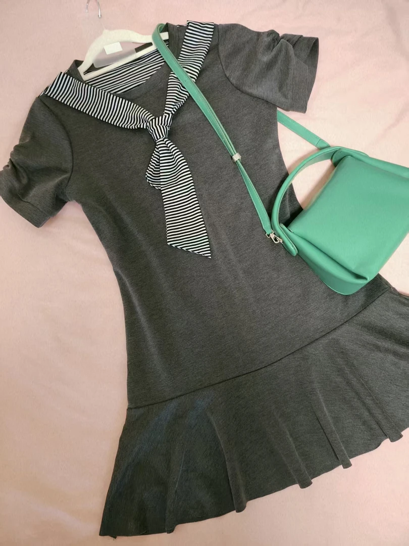 高品质女装 主播喊到名字再去拍 下单买家留言备注编号 时尚设计