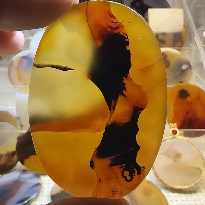 玛瑙/玉髓未镶嵌珠宝奇石