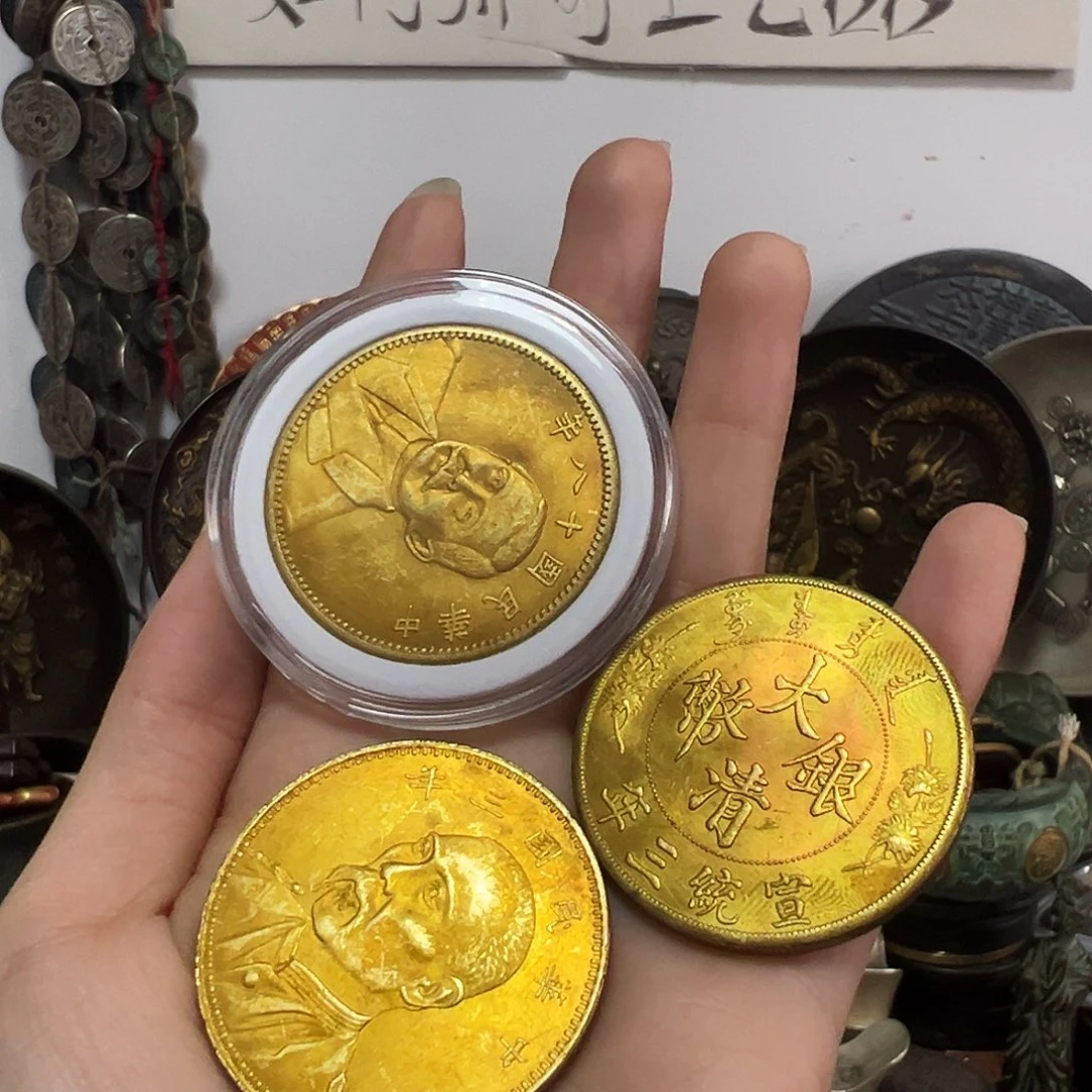 胡***砖金属复古工艺品三个