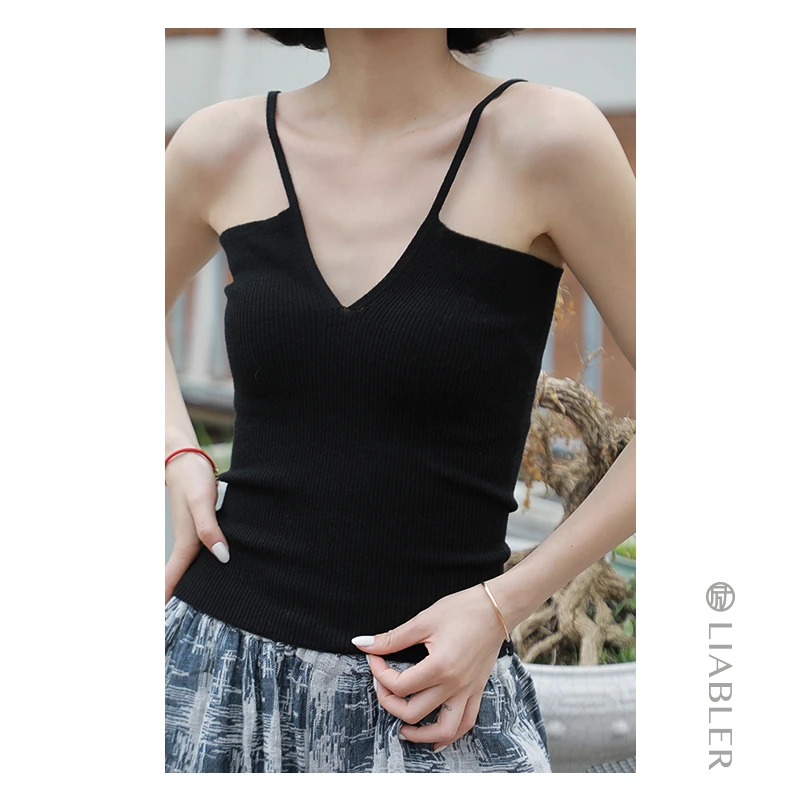 【溪风】25黑色小V领羊毛混纺针织吊带背心LSS24946J