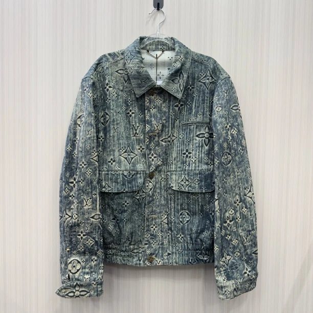 99新 LouisVuitton/路易威登 做旧牛仔外套 尺码：48 10921