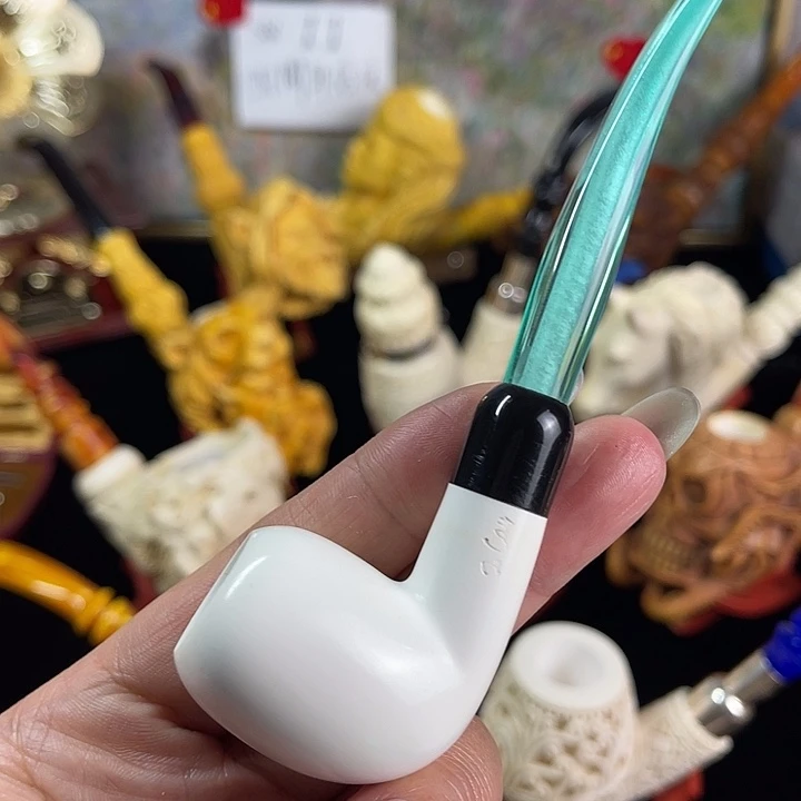 海泡石小号军插柏林福利