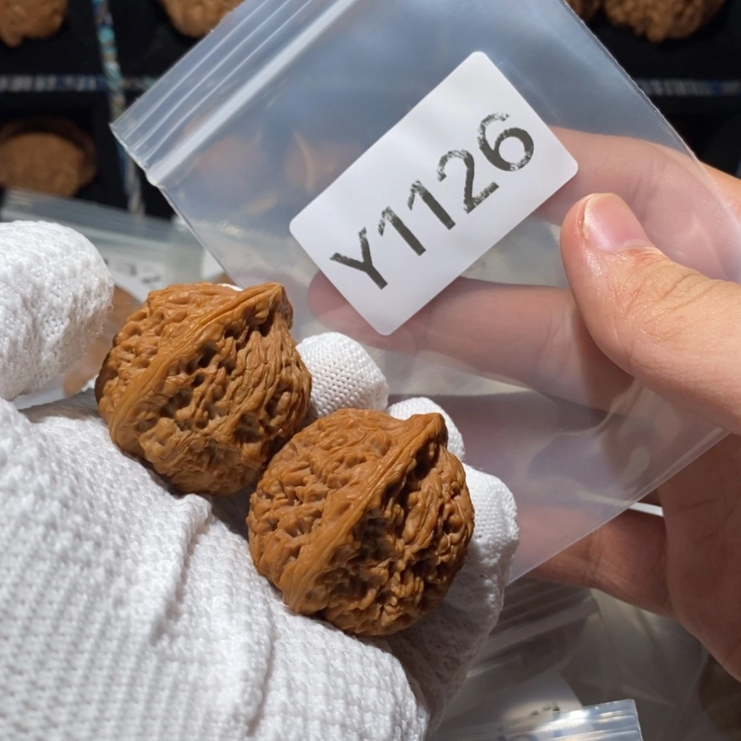 文玩核桃吊坠39全品涿鹿南疆轻微浮黄