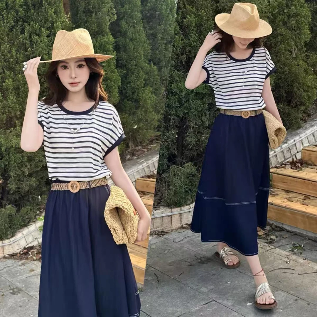 D772539-夏季新款时尚宽松显瘦条纹短袖T恤+高腰半身裙减龄套装