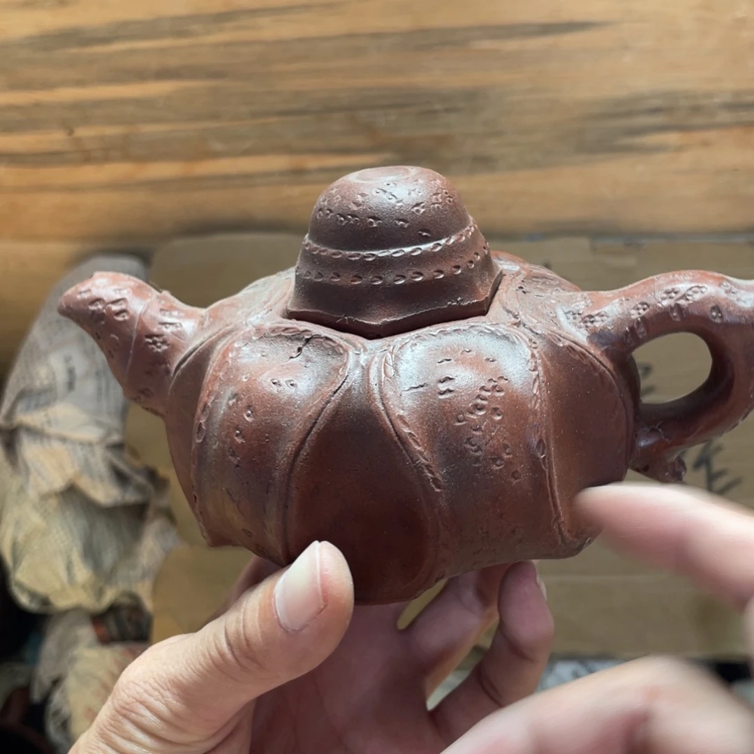 茶壶紫砂老厂紫砂壶一件。